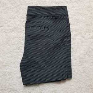 The Limited Black White Polka Dot Shorts 10